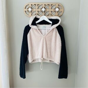 Urban Outfitters Fuzzy Crop Hoodie Black/Cream Sz Small